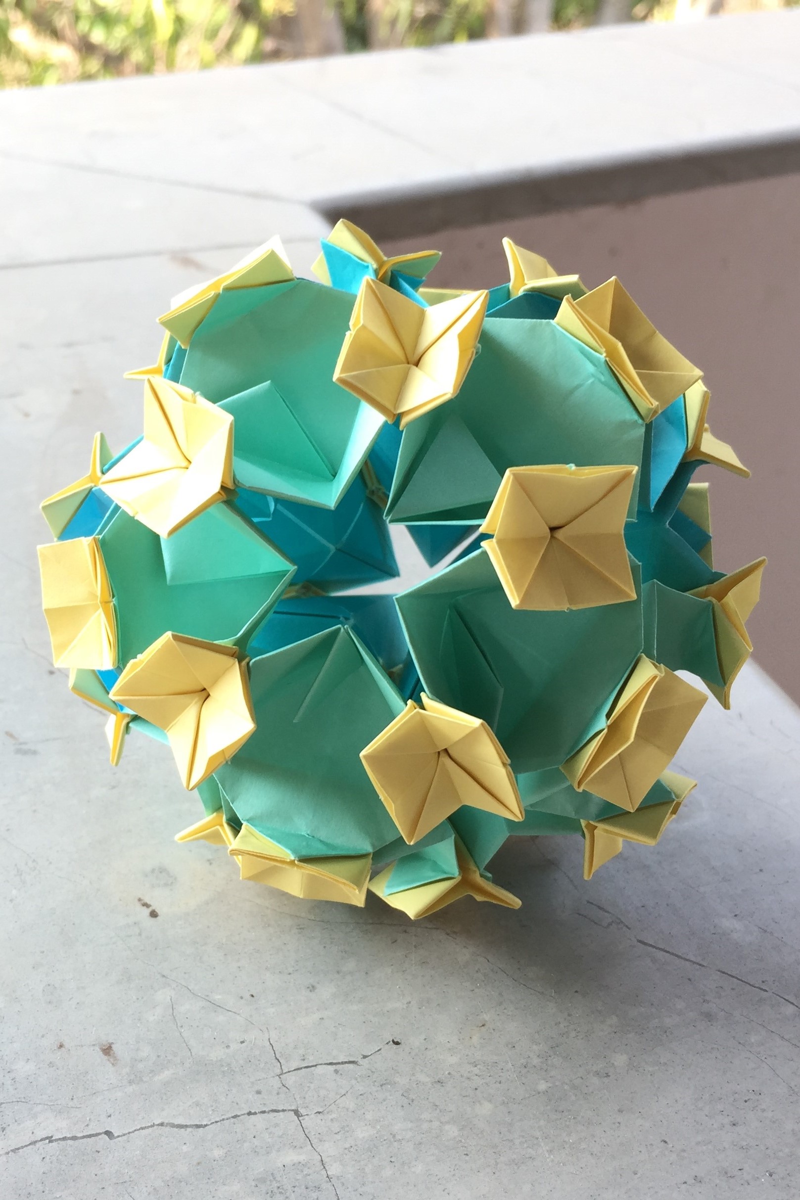 Tecoma Kusudama