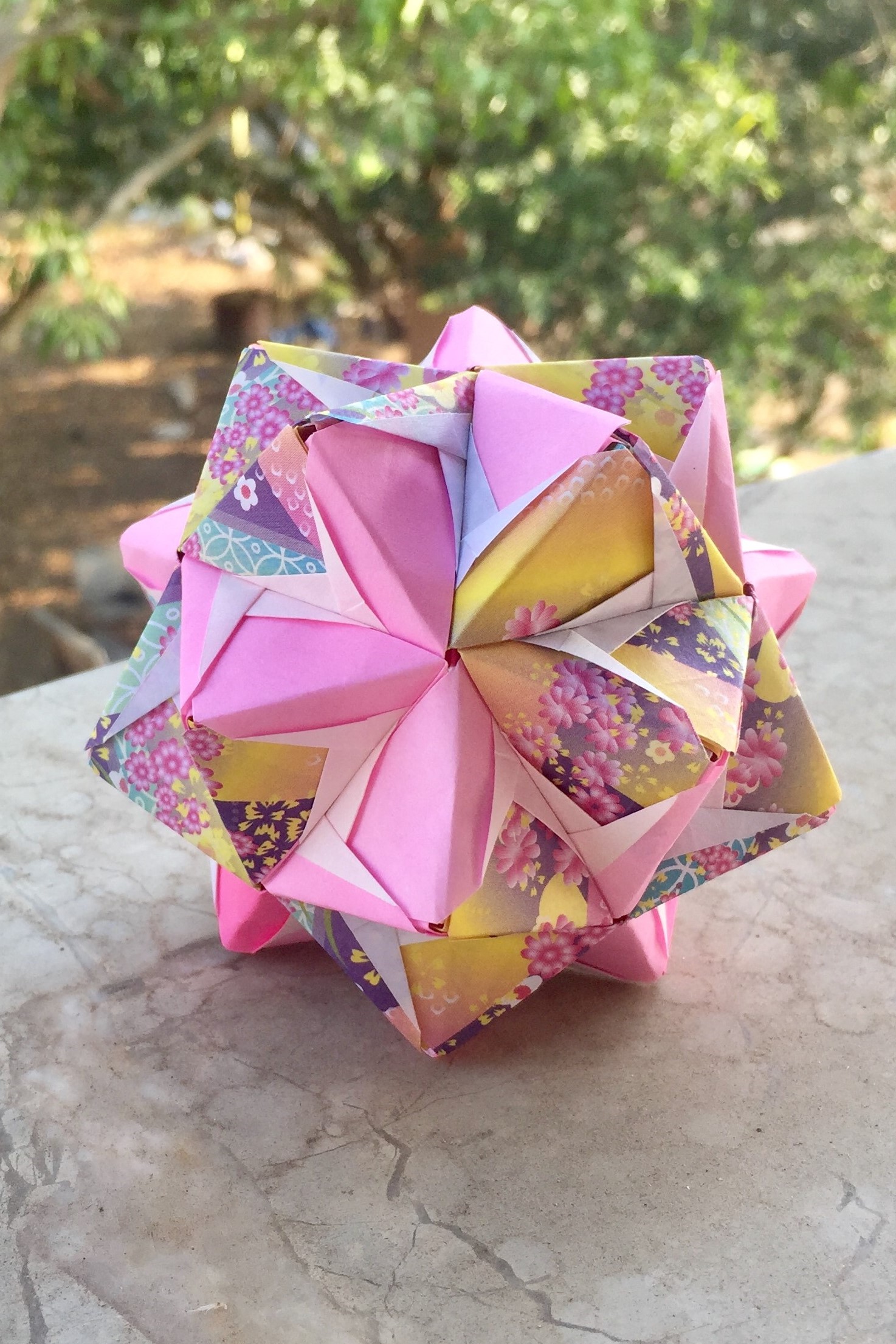 Lightening Kusudama