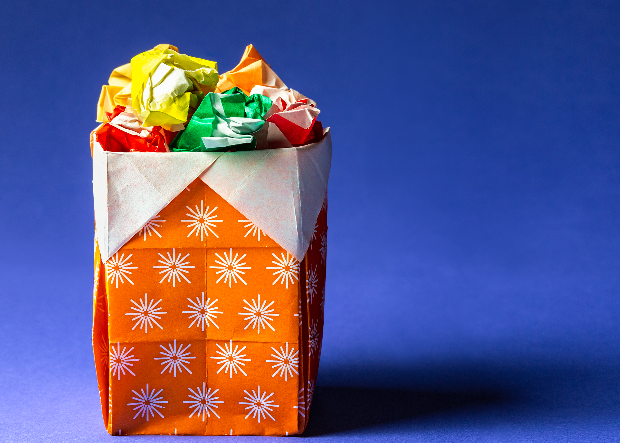 Origami Trash Box with Crumpled Paper