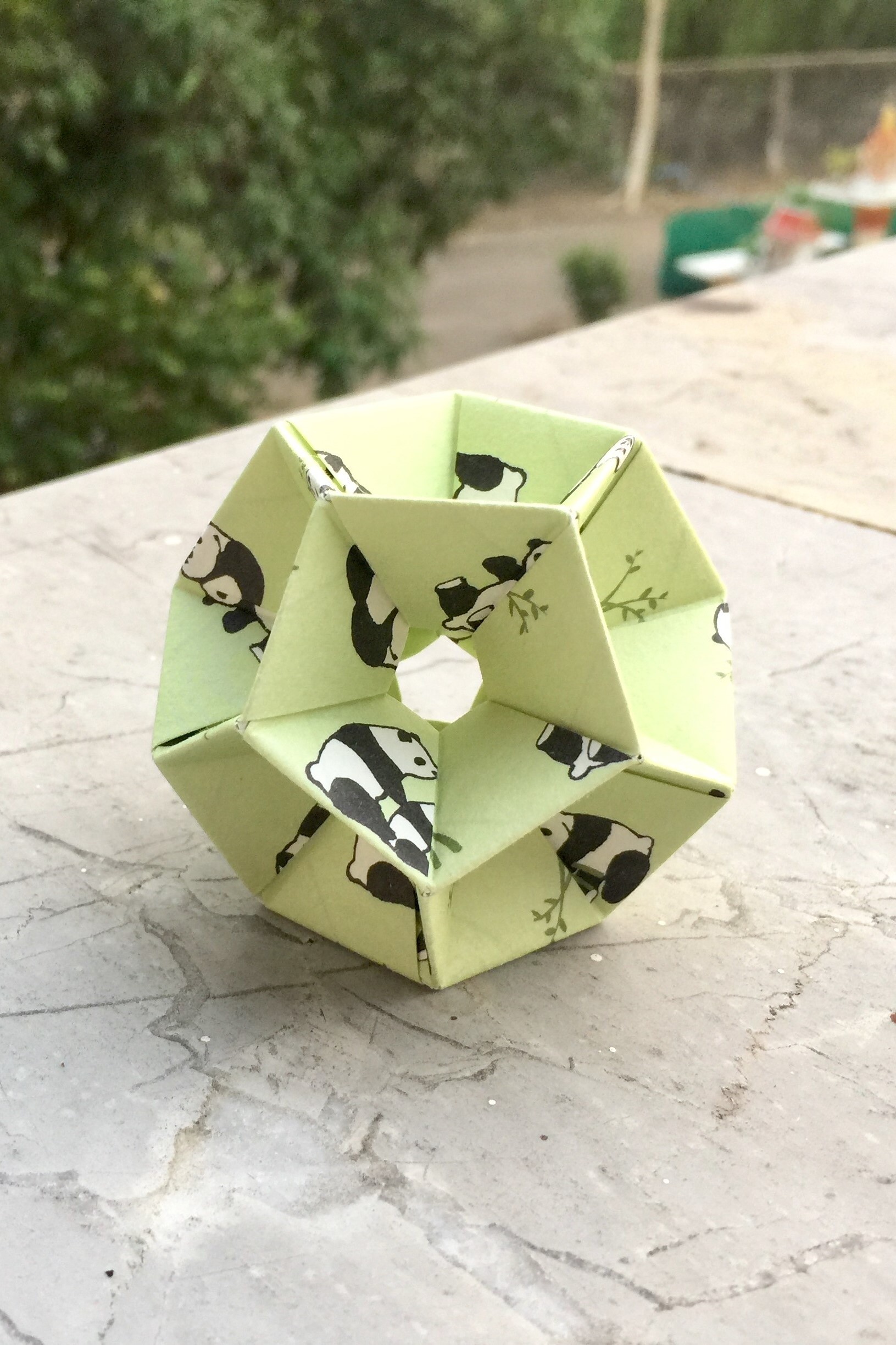 Dodecahedron Kusudama (Double-sided Concave Hexagonal Ring)