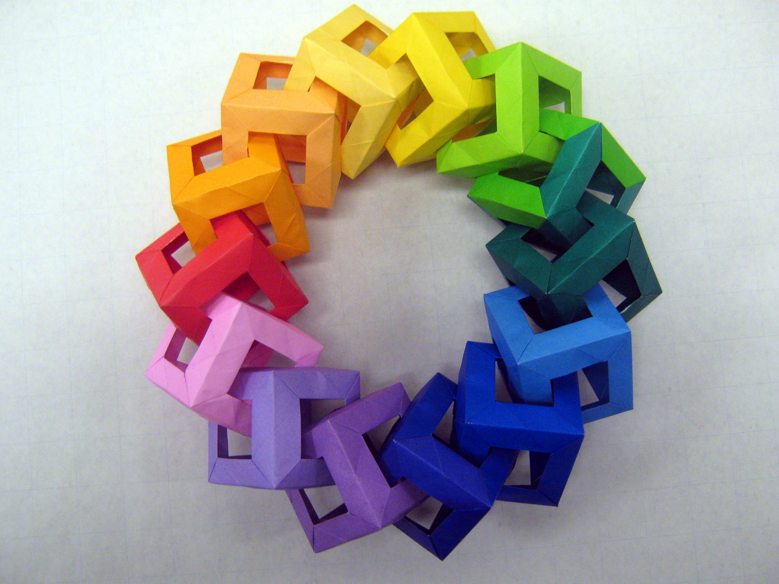 Rainbow Ring of Interlocking Cubes