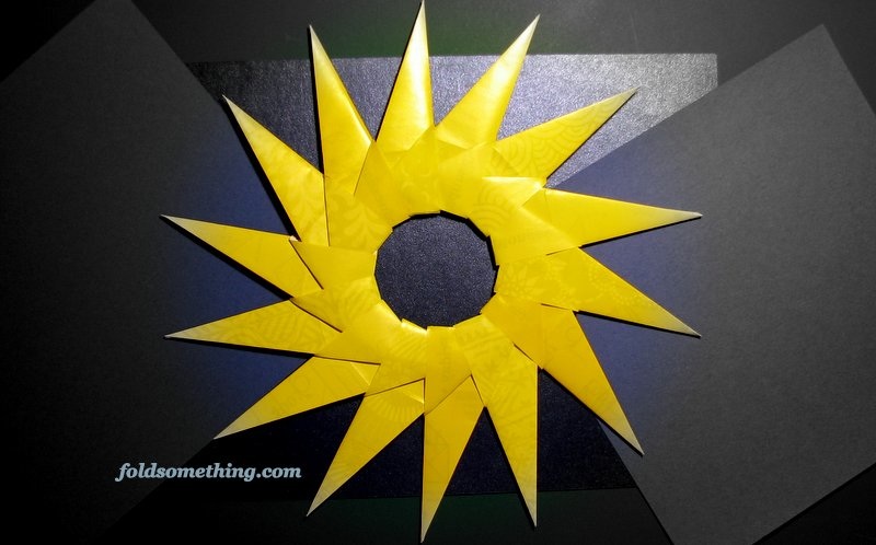 Yellow Spiky Modular Star