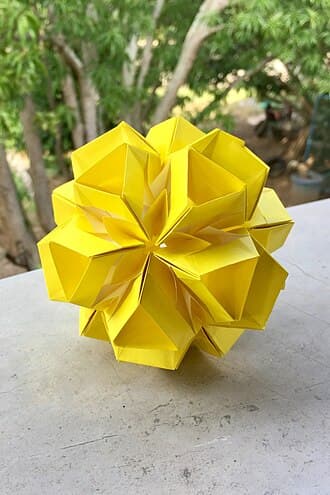 Glow Kusudama