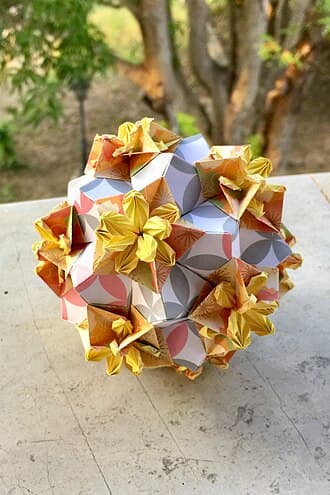 Dokmaichan Kusudama