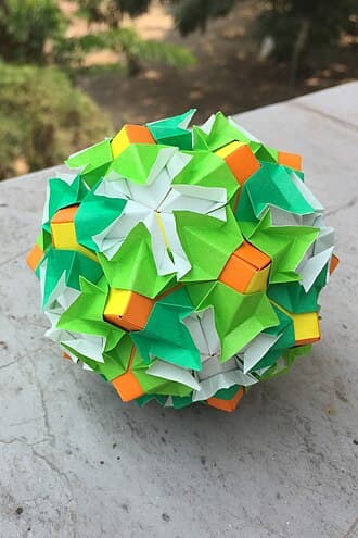Papaya Kusudama
