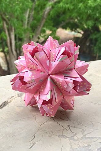 Lipstick Kusudama