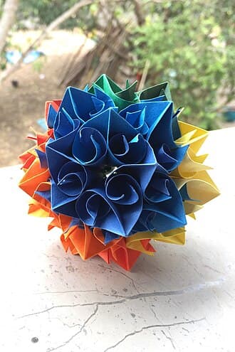Four Seasons Kusudama (Curler Unit)