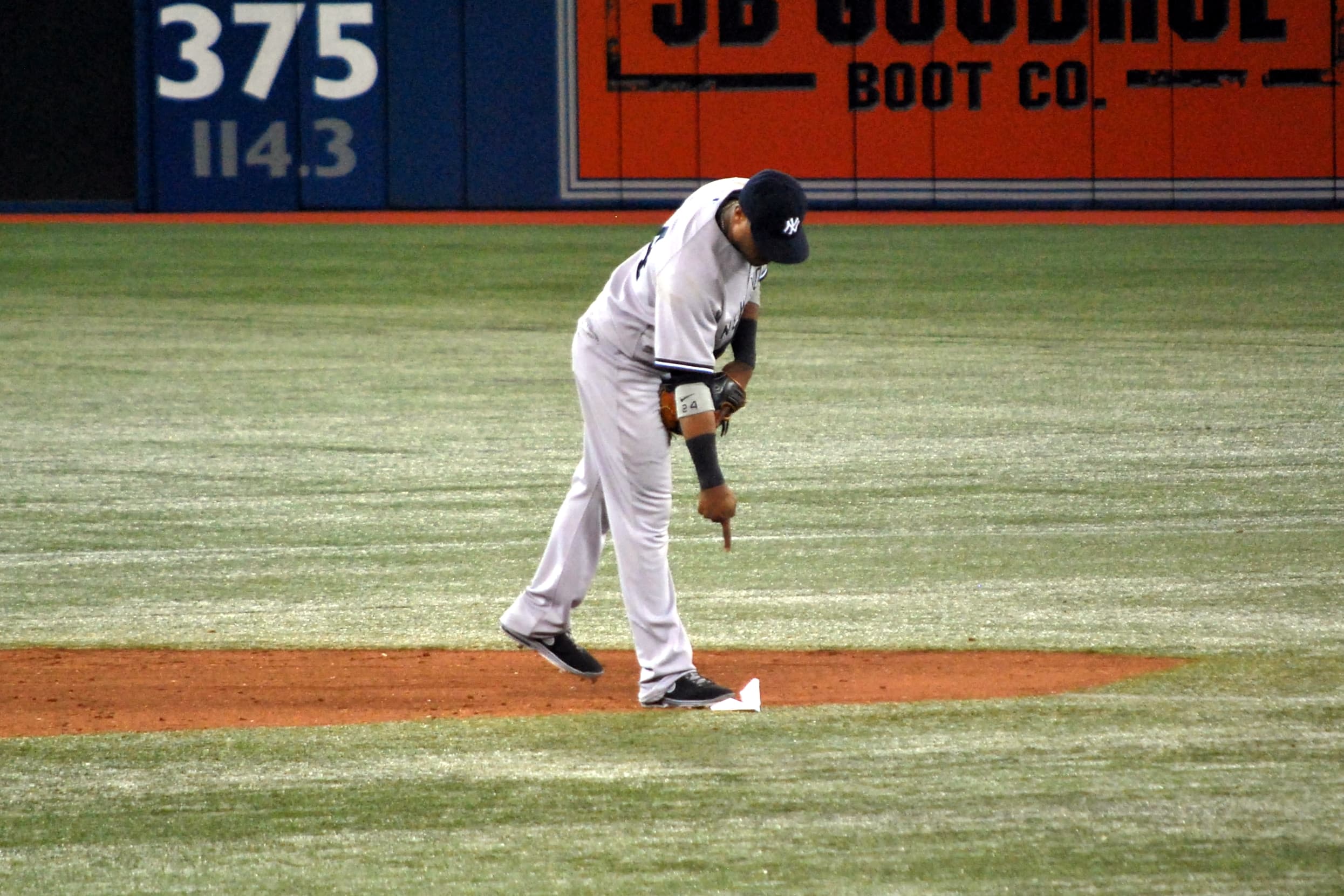 Classic Dart Paper Airplane